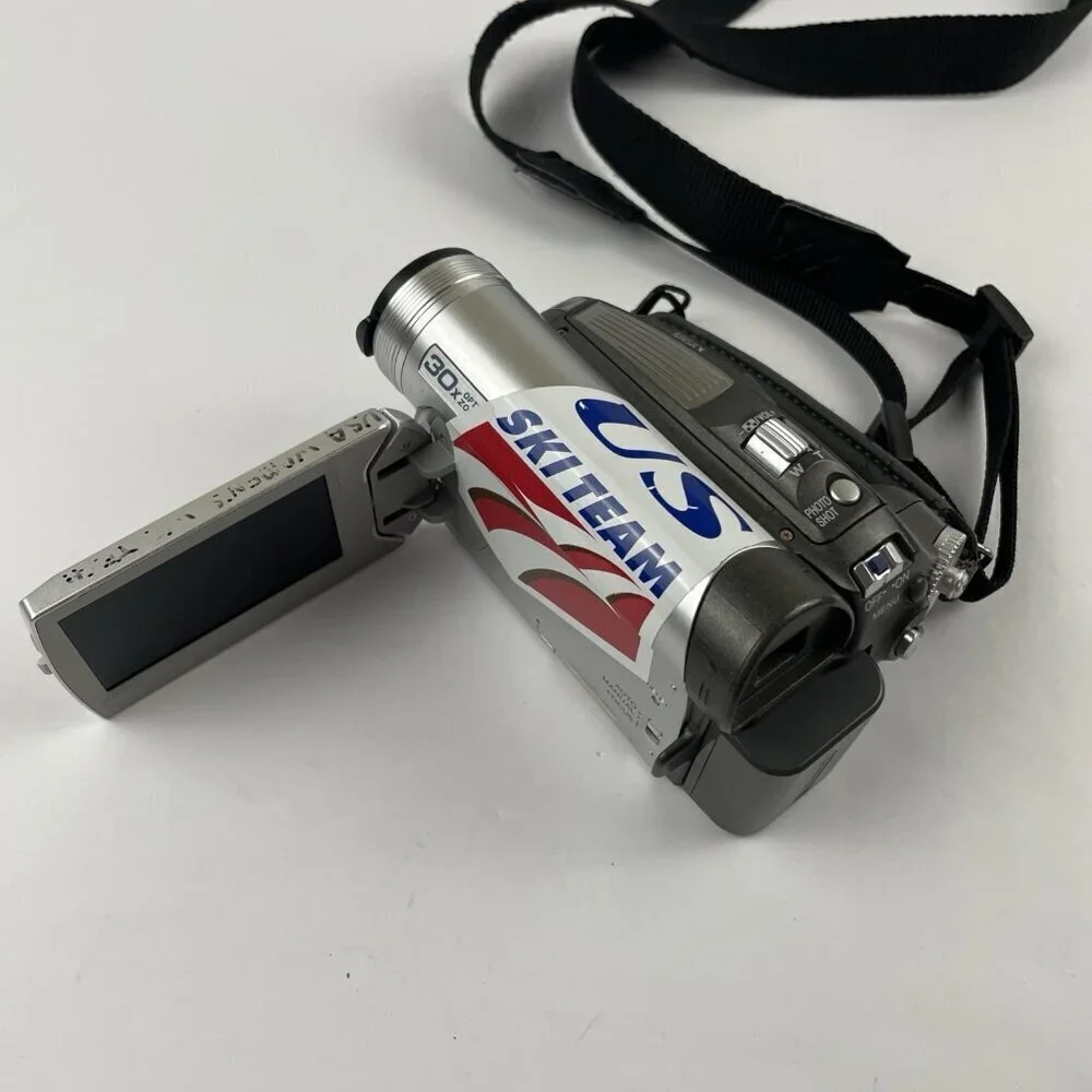 Panasonic PV-GS39 Mini DV Camcorder Only For Parts Not Working